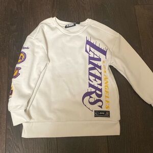 Lakers sweatshirt size 8-9YRS lightly used